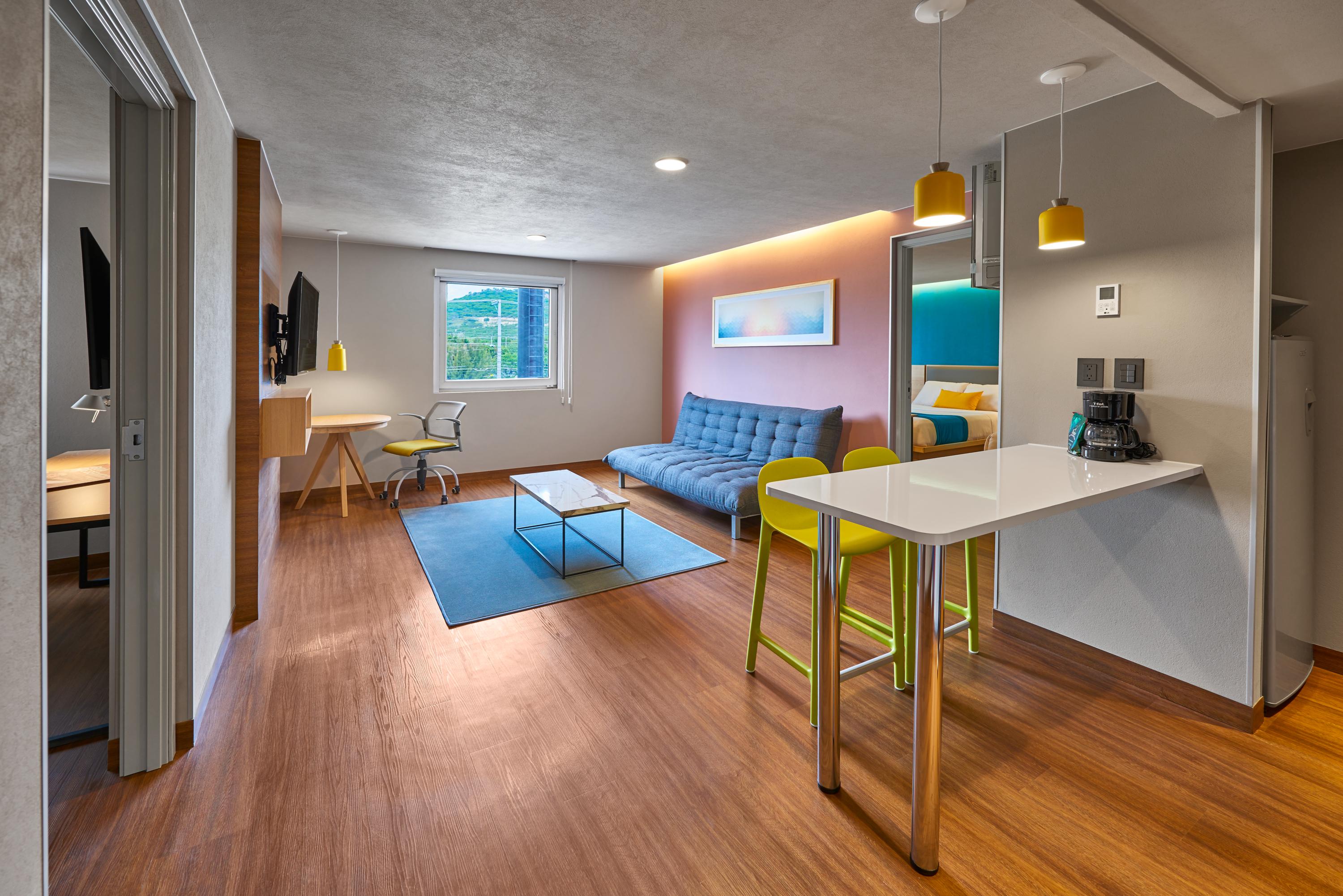 image-housing-carousel