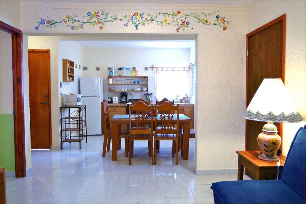 image-housing-carousel