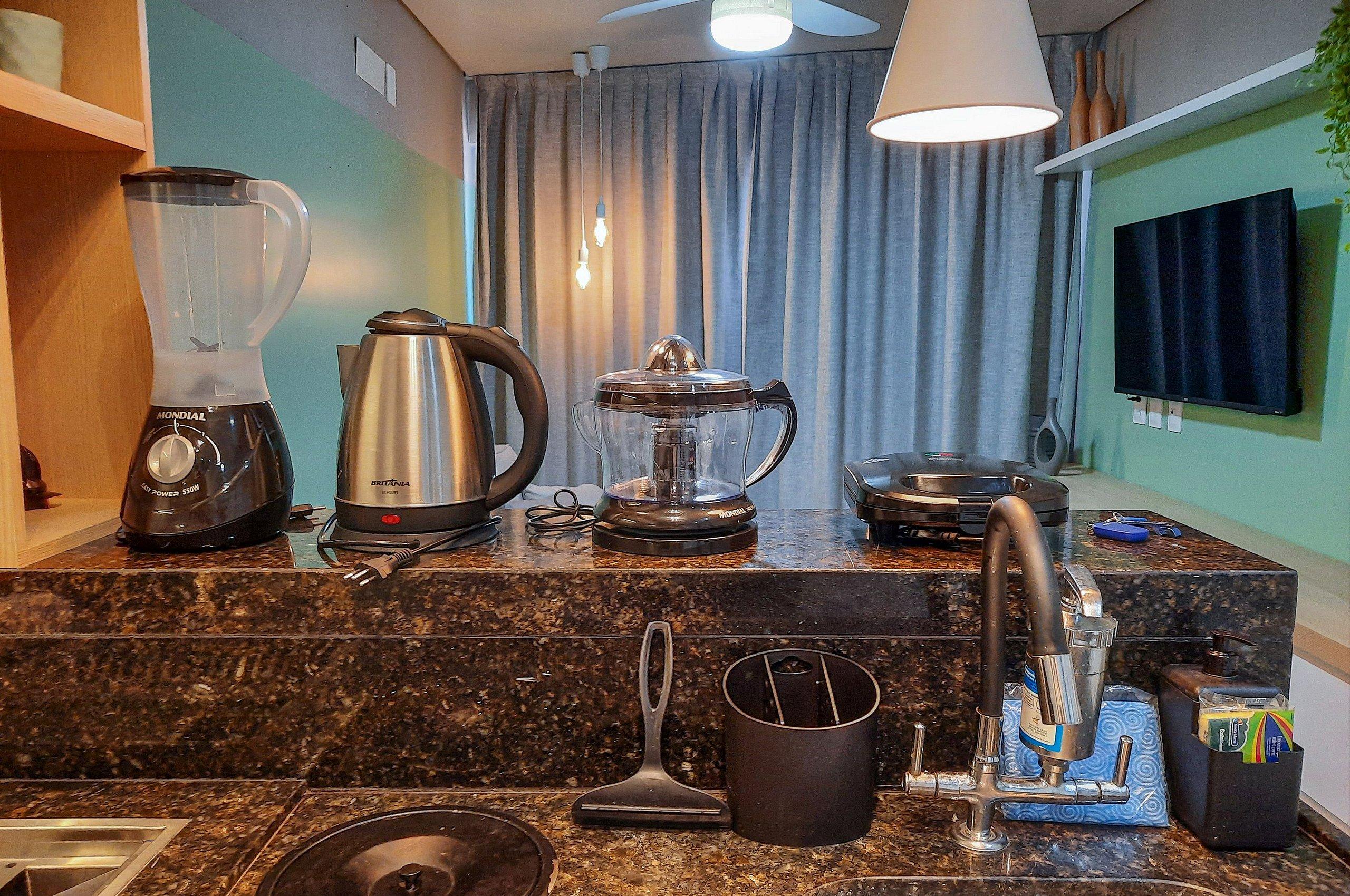 image-housing-carousel