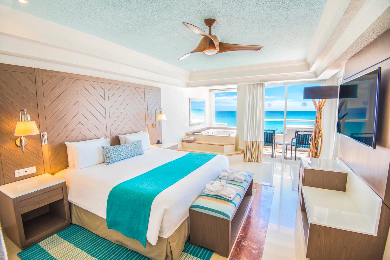 Suite Master con Vista Parcial del Mar
