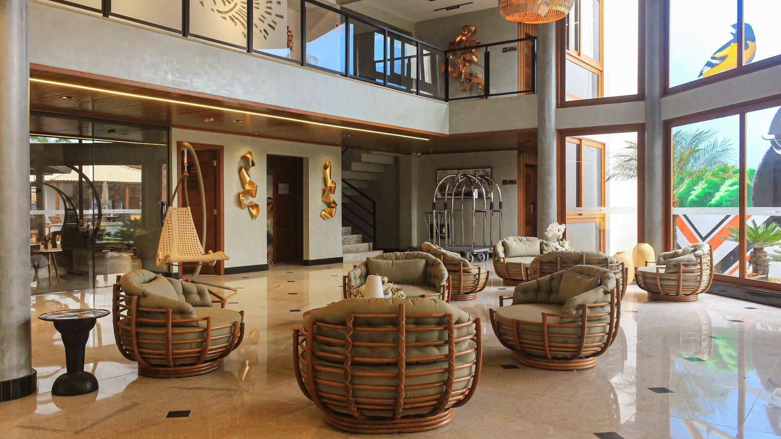 image-housing-carousel