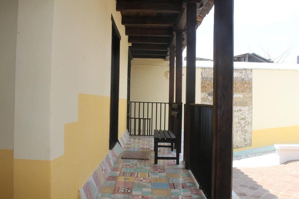 Hotel de las Flores 3