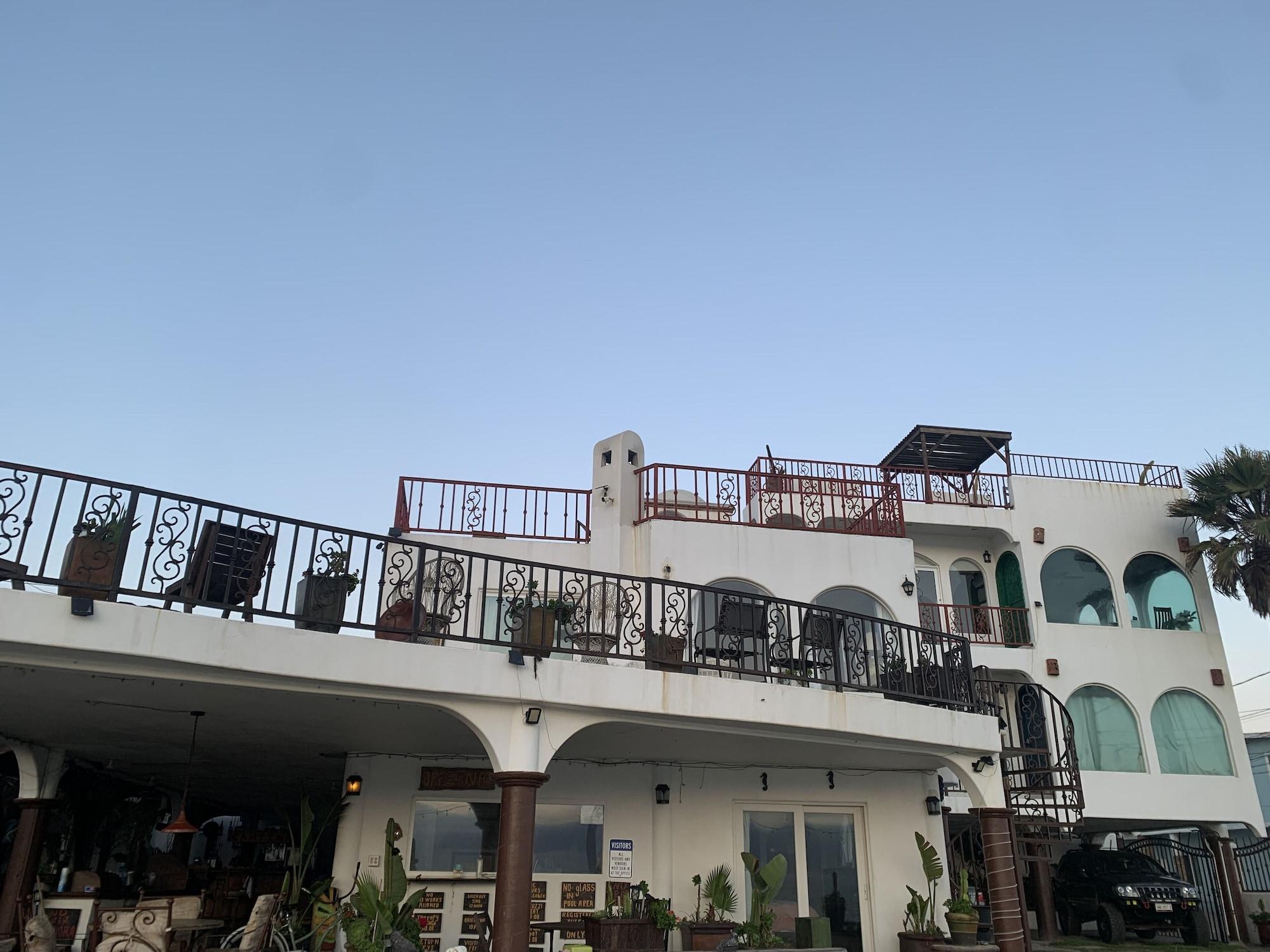 image-housing-carousel