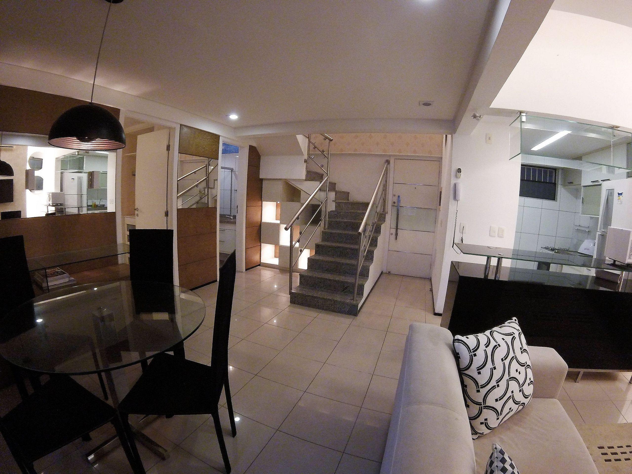 image-housing-carousel