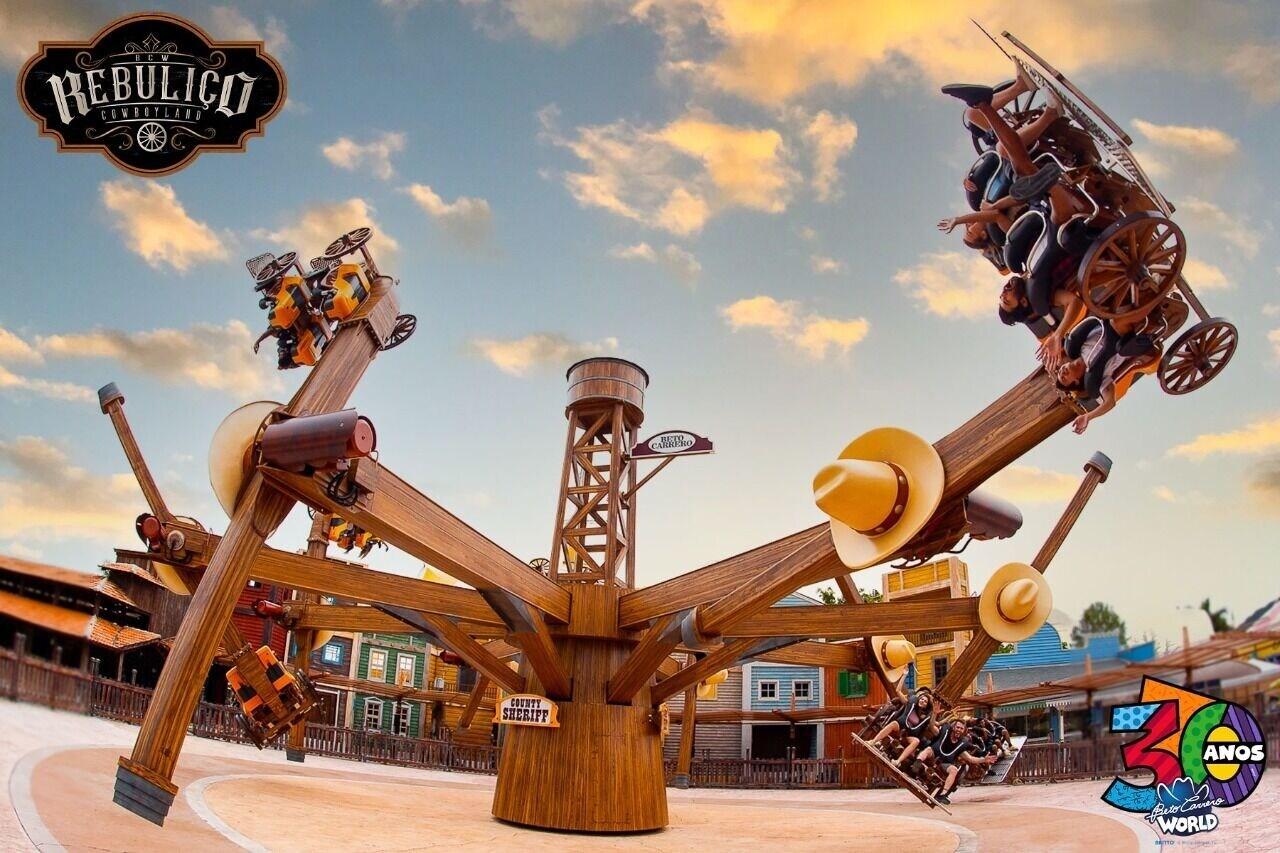 image-housing-carousel