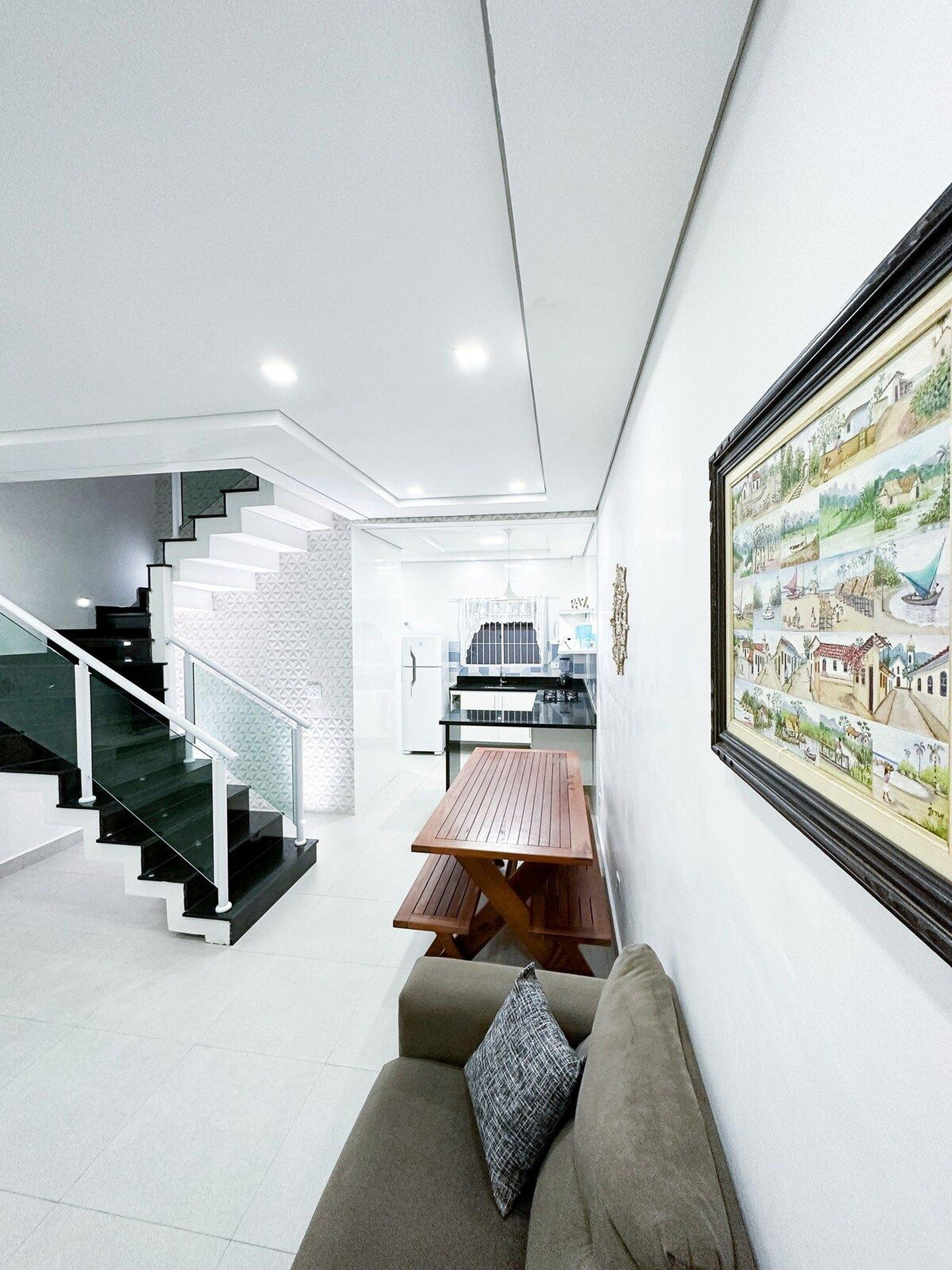 image-housing-carousel