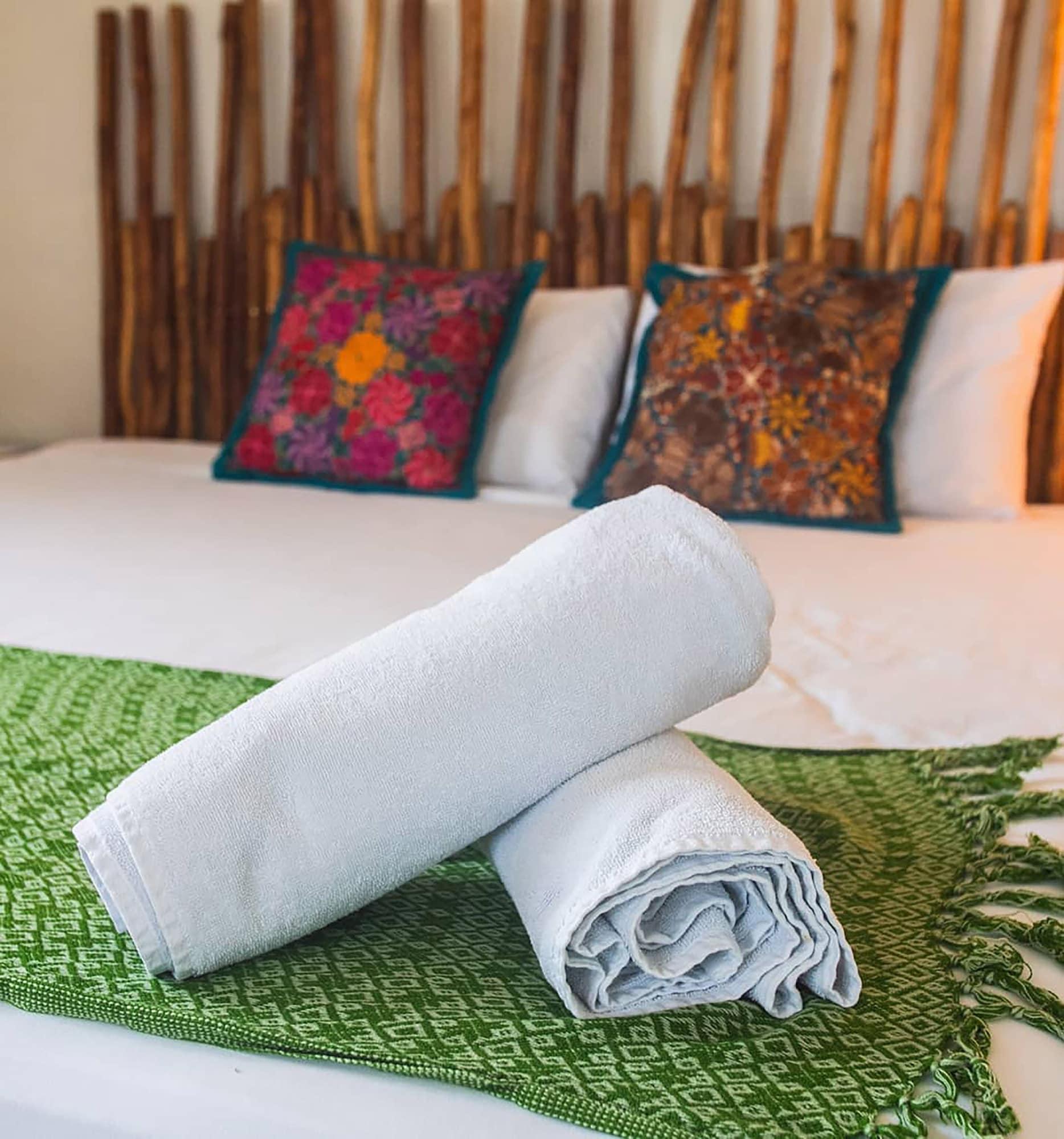 Hotel La Chaya 2