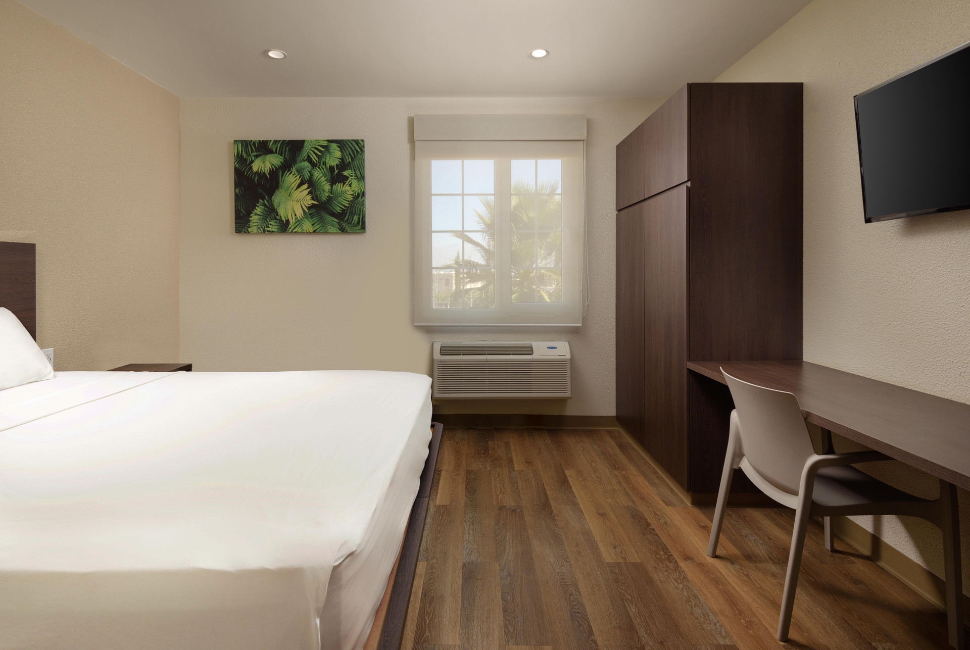 suite with two queen beds