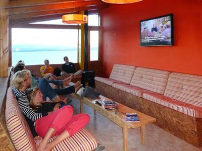 image-housing-carousel