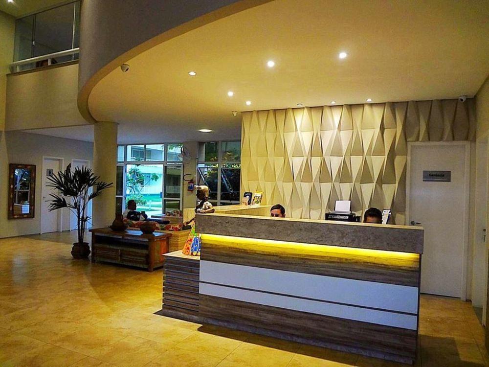 image-housing-carousel