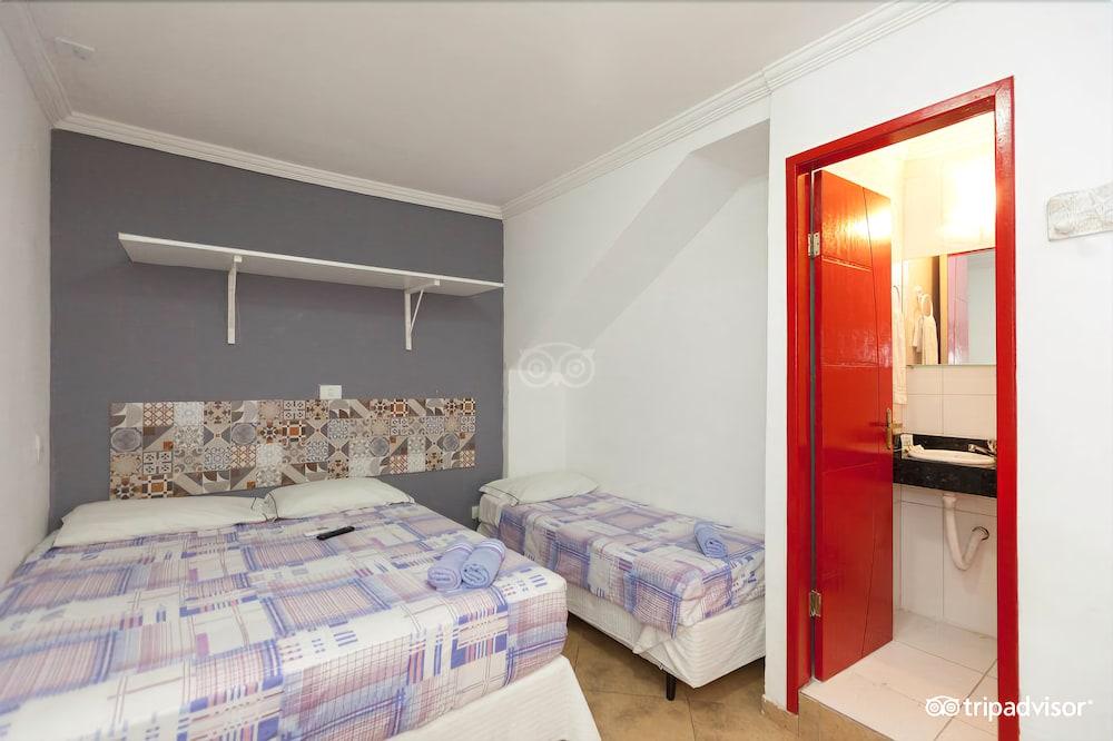 image-housing-carousel