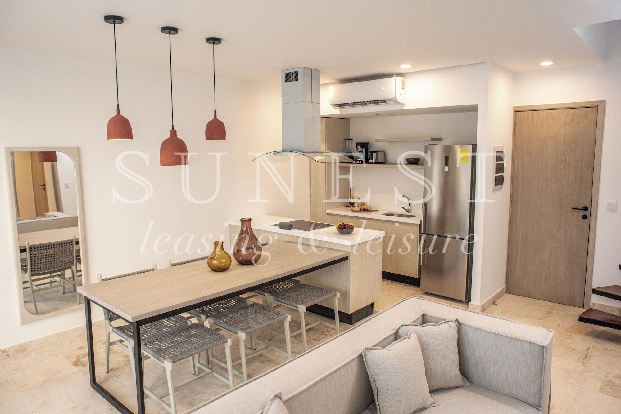 image-housing-carousel