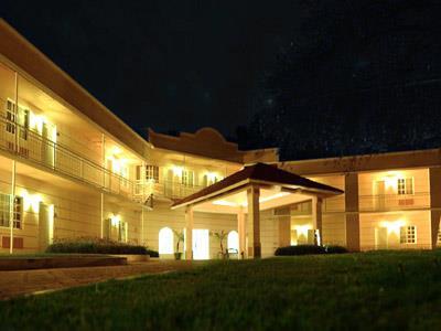 image-housing-carousel