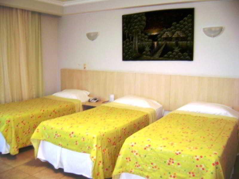 image-housing-carousel