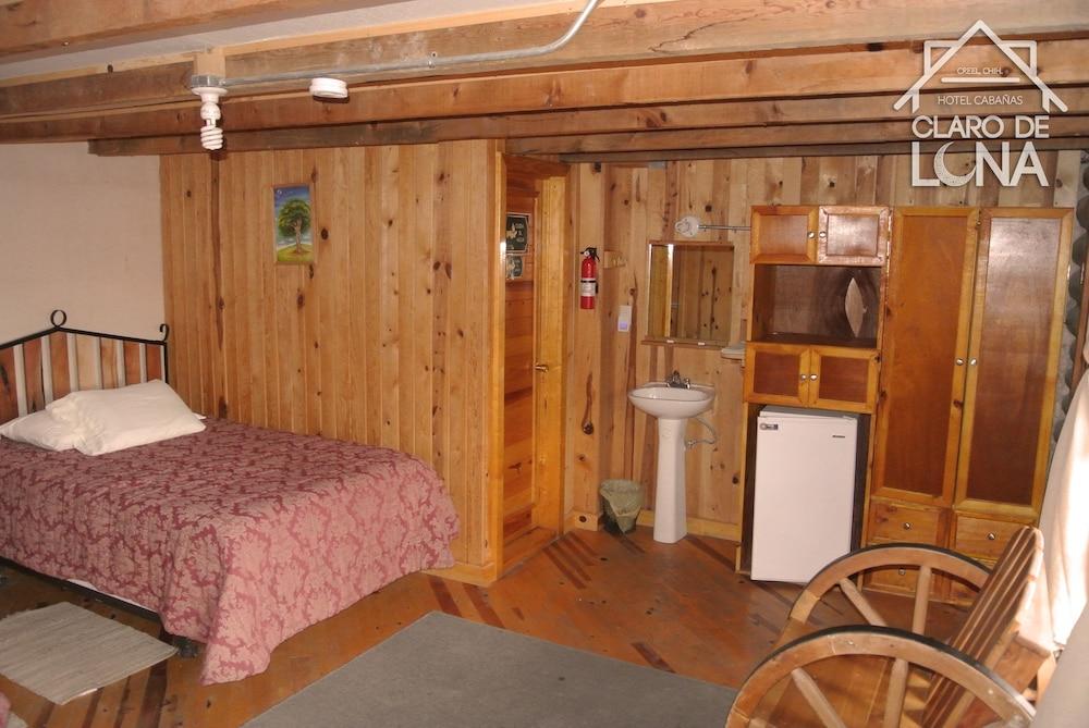 image-housing-carousel