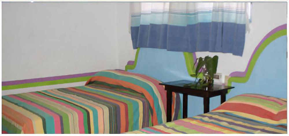 image-housing-carousel