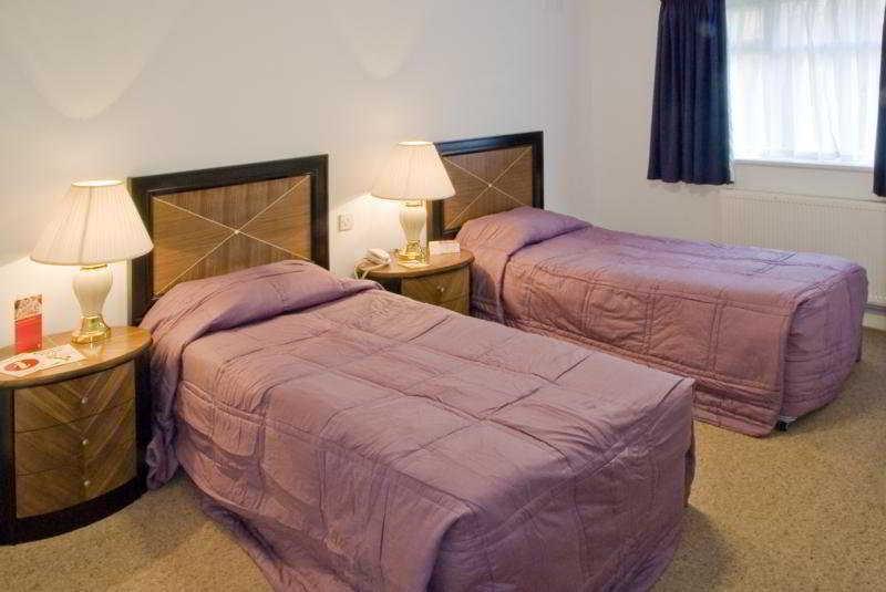 Britannia Country House Hotel - 8