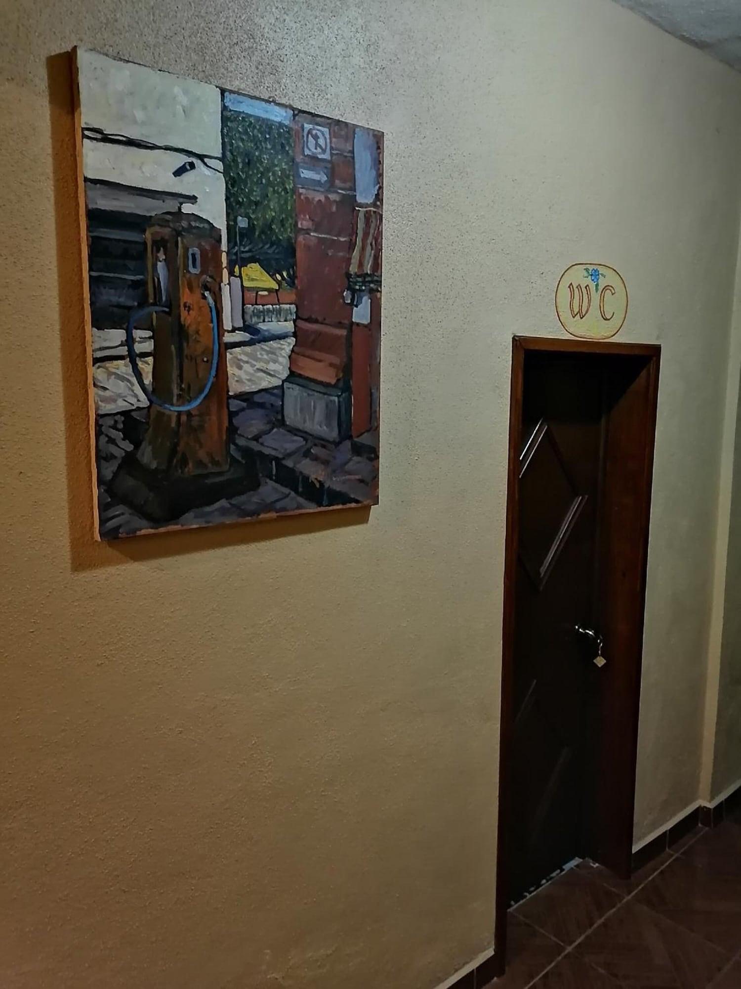 image-housing-carousel