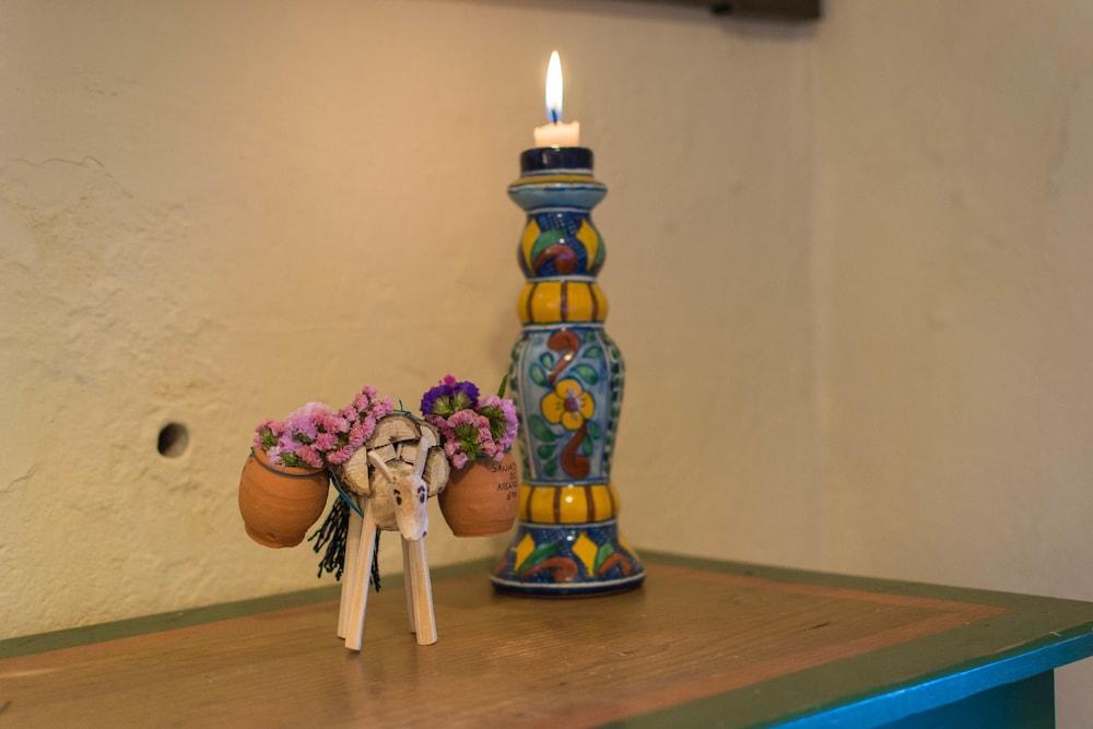 image-housing-carousel