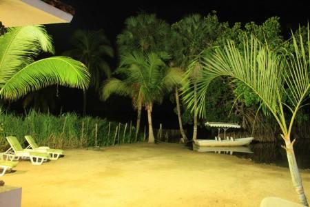 image-housing-carousel