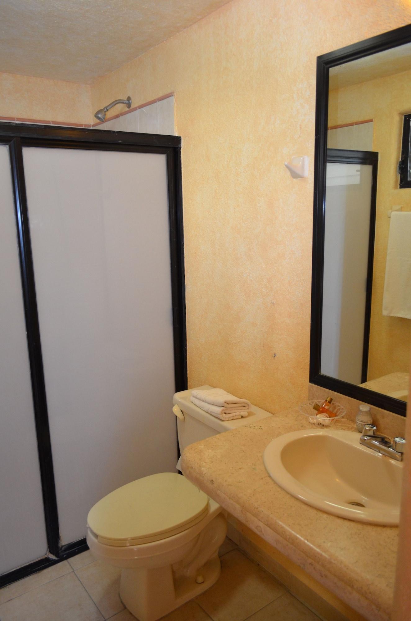Habitación cuádruple estándar, 2 camas dobles