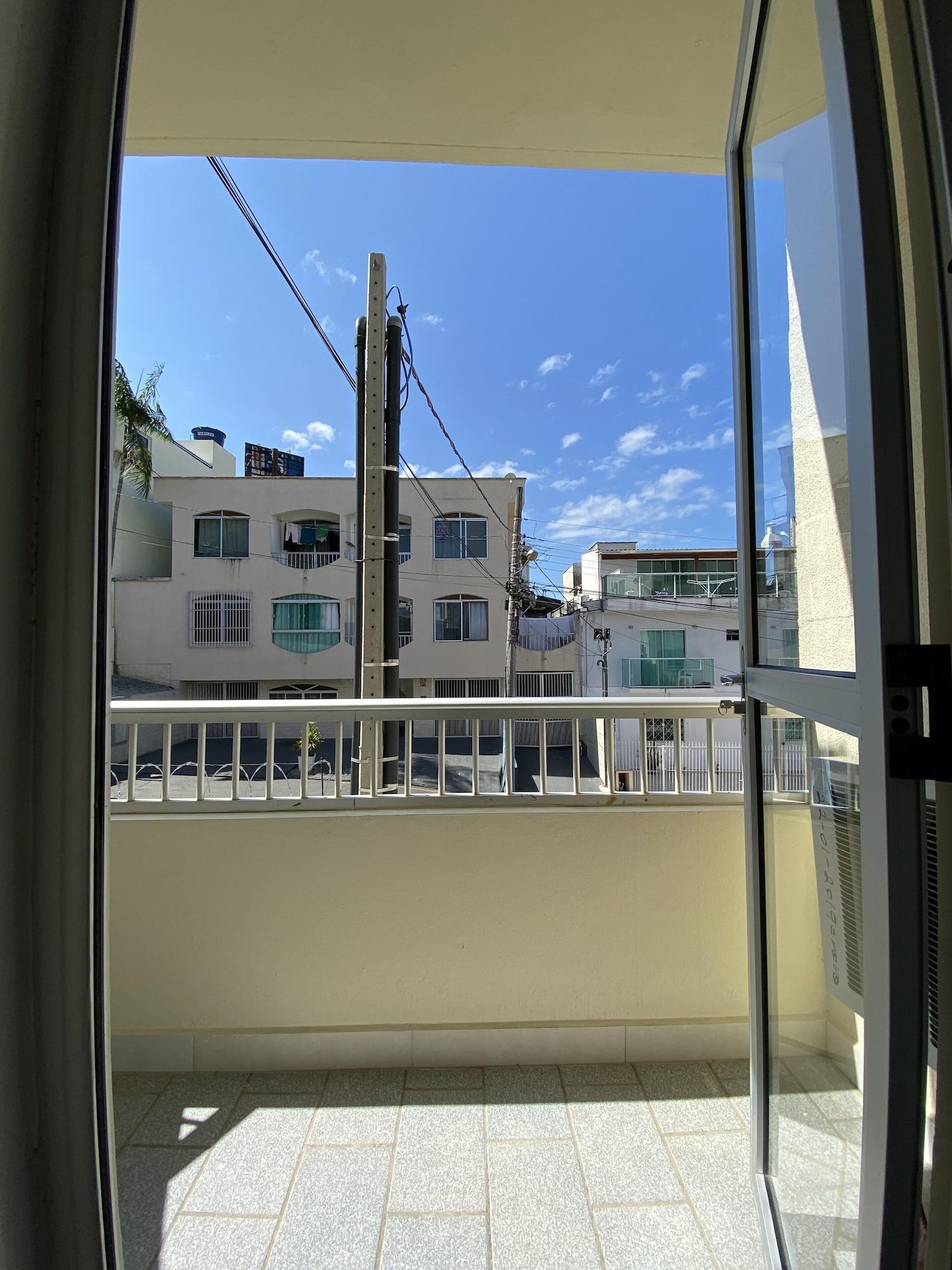 image-housing-carousel