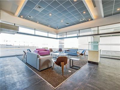 image-housing-carousel