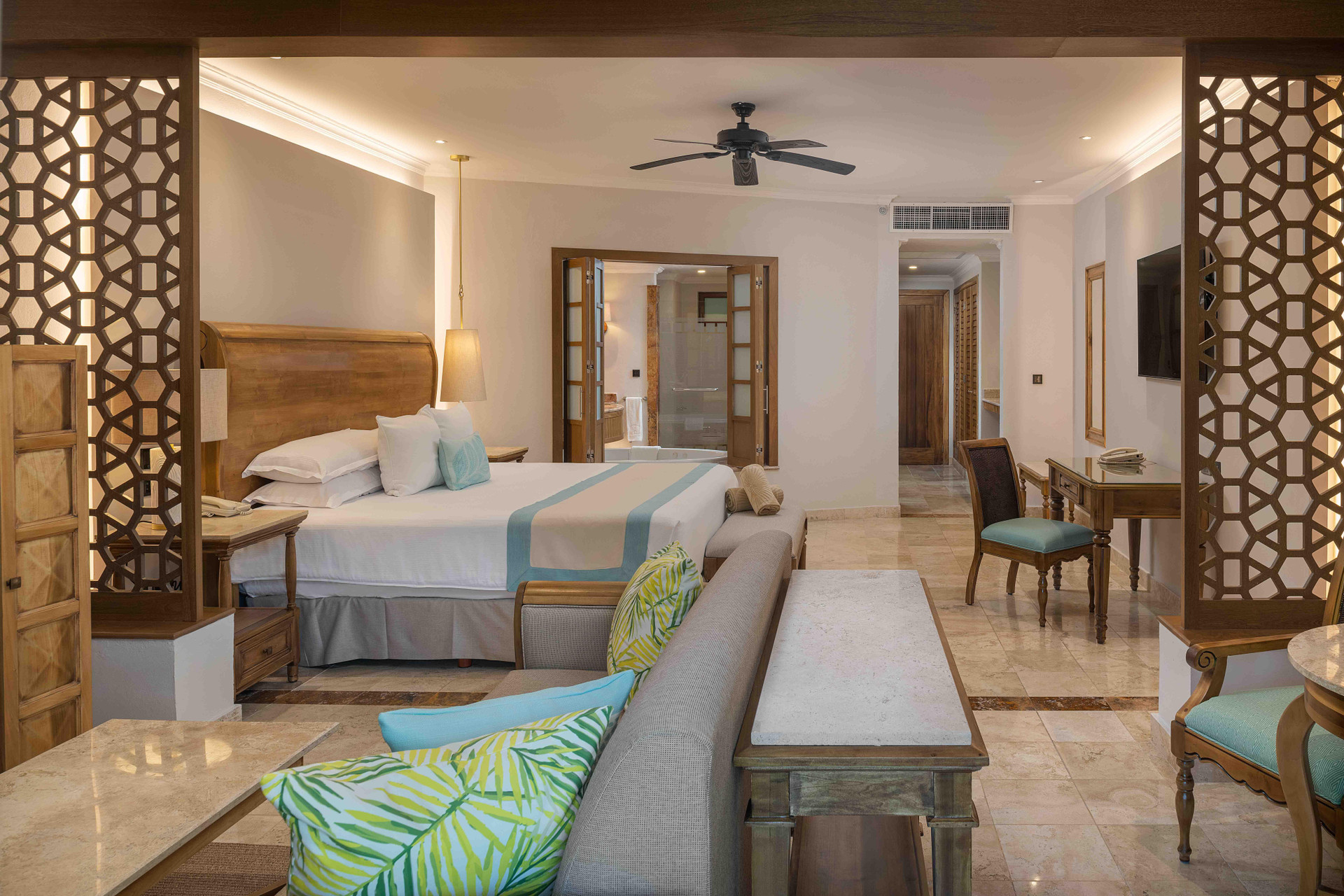Golden Junior Suite