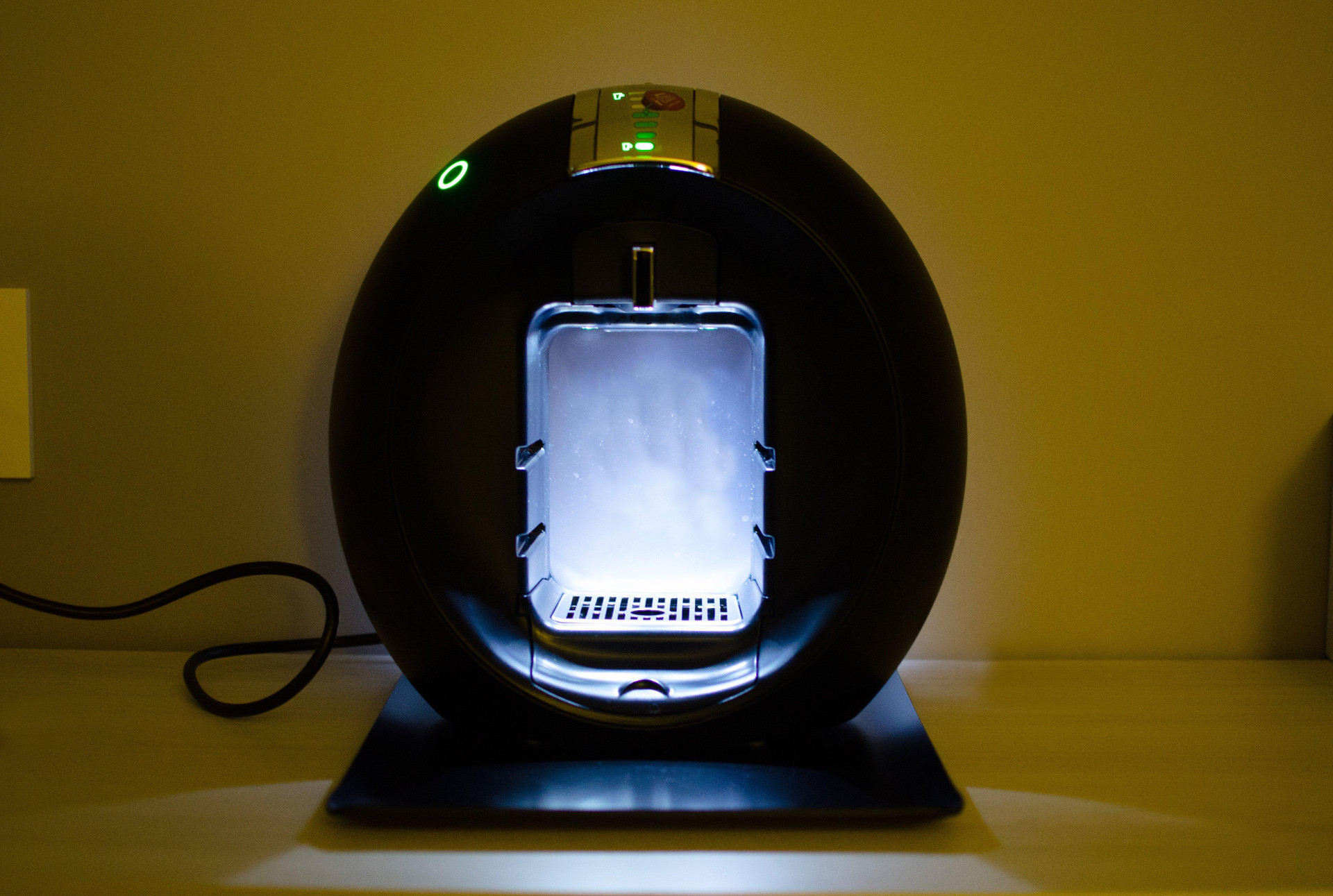 image-housing-carousel