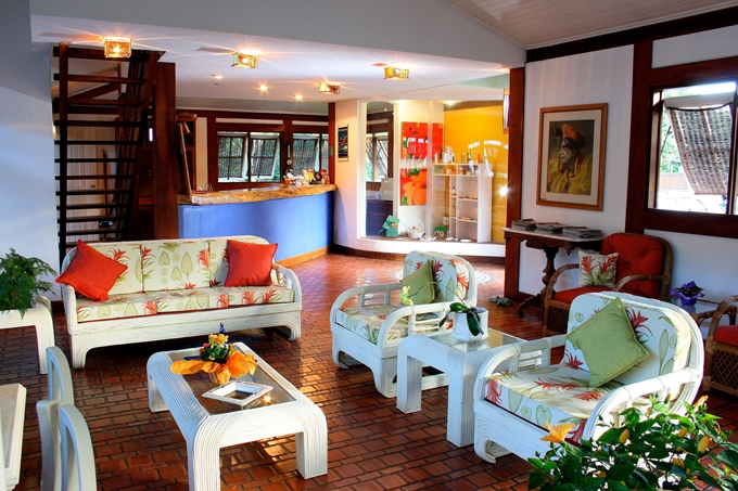 image-housing-carousel