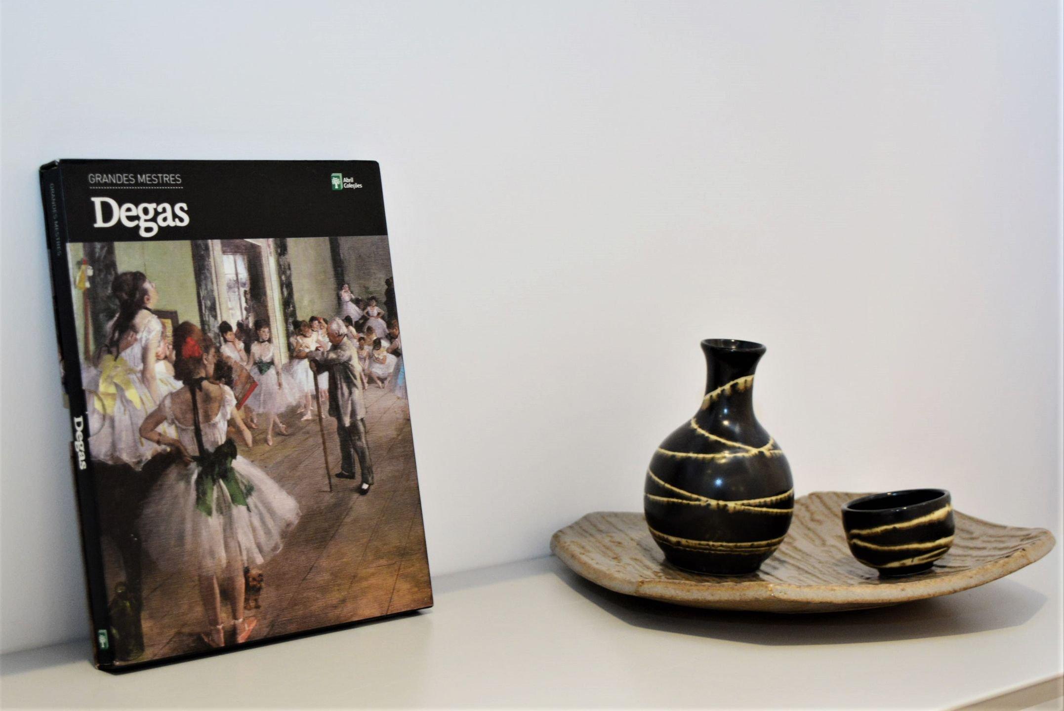 image-housing-carousel