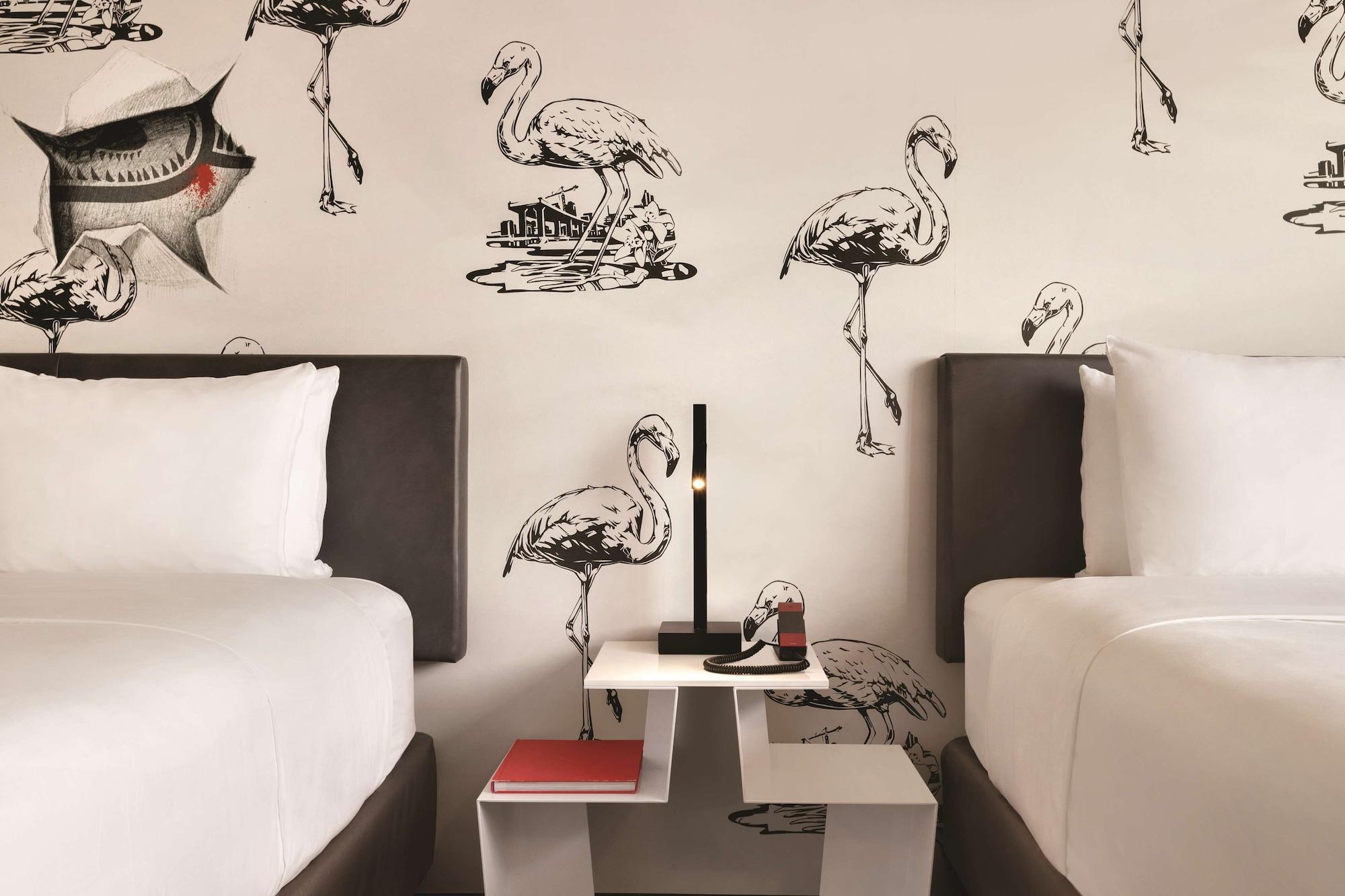 image-housing-carousel