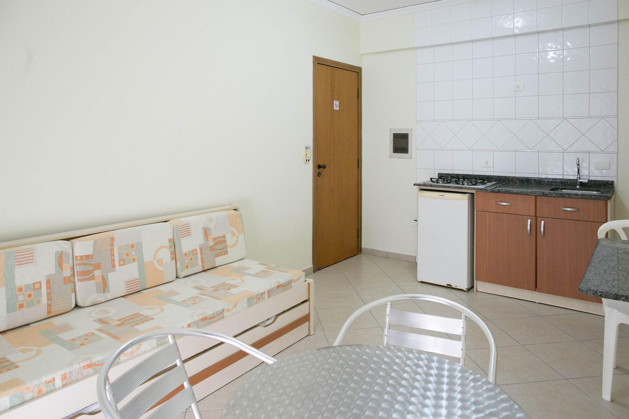 image-housing-carousel