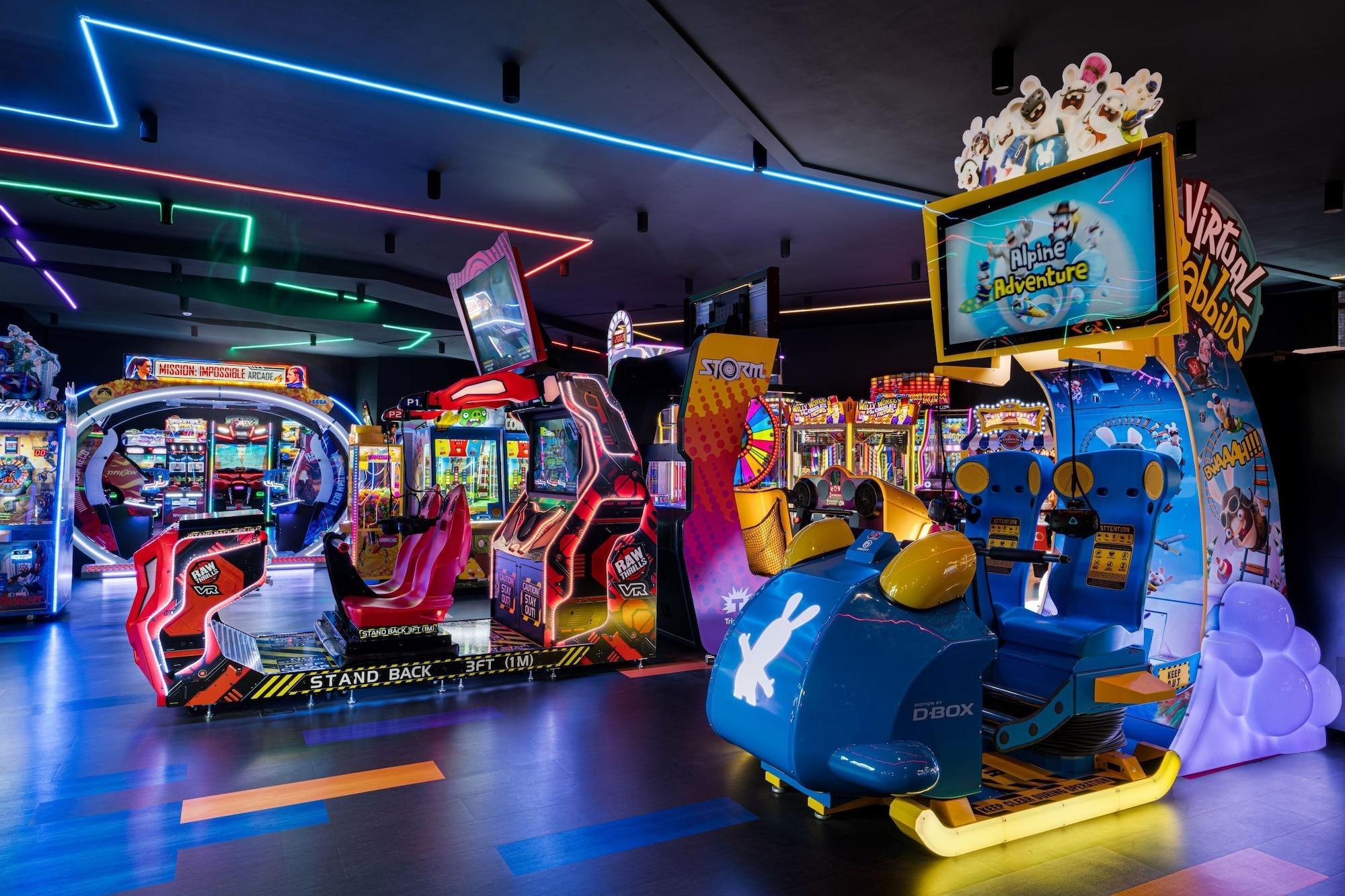 image-housing-carousel