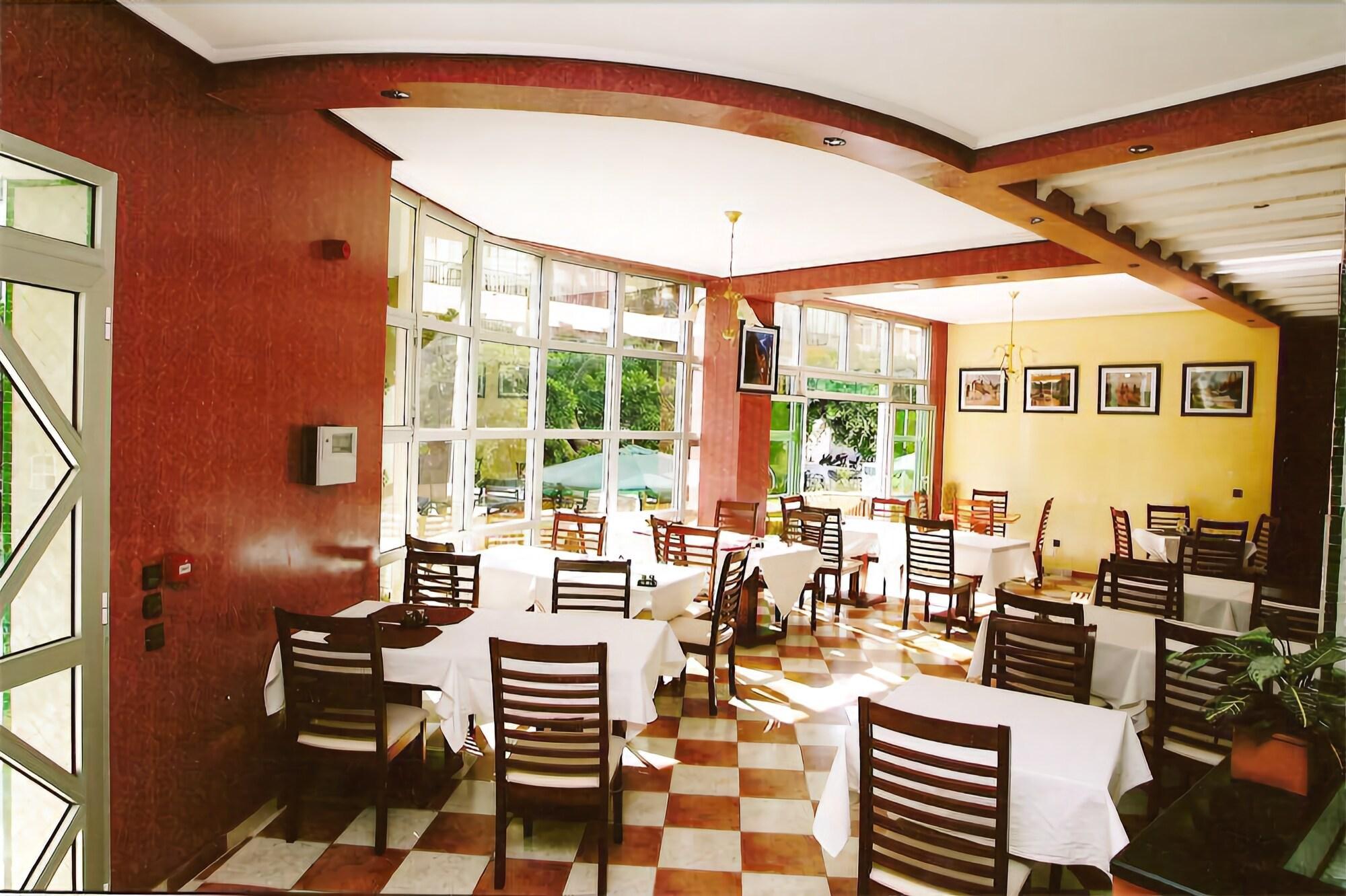 image-housing-carousel