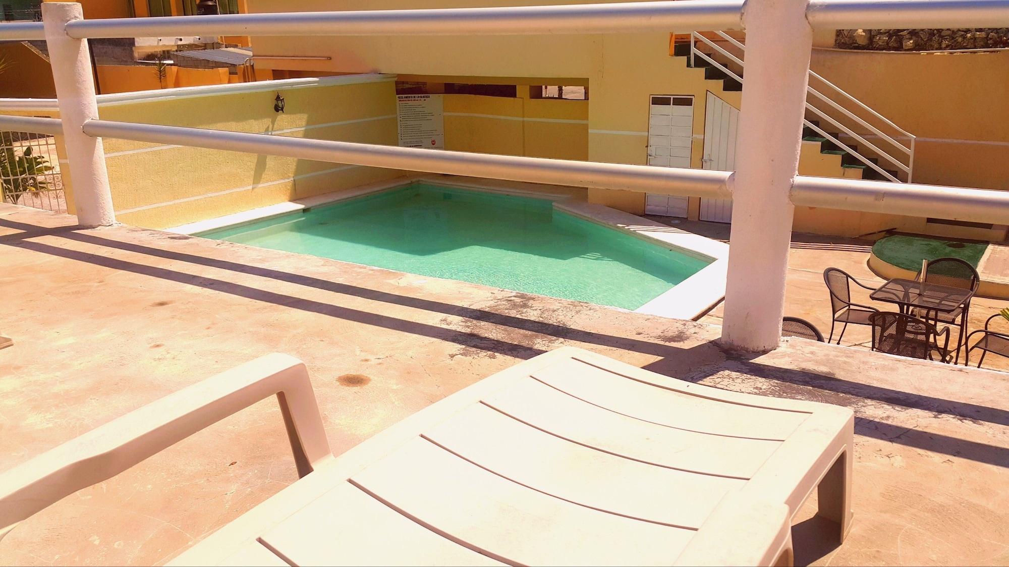 Hotel El Marques 3