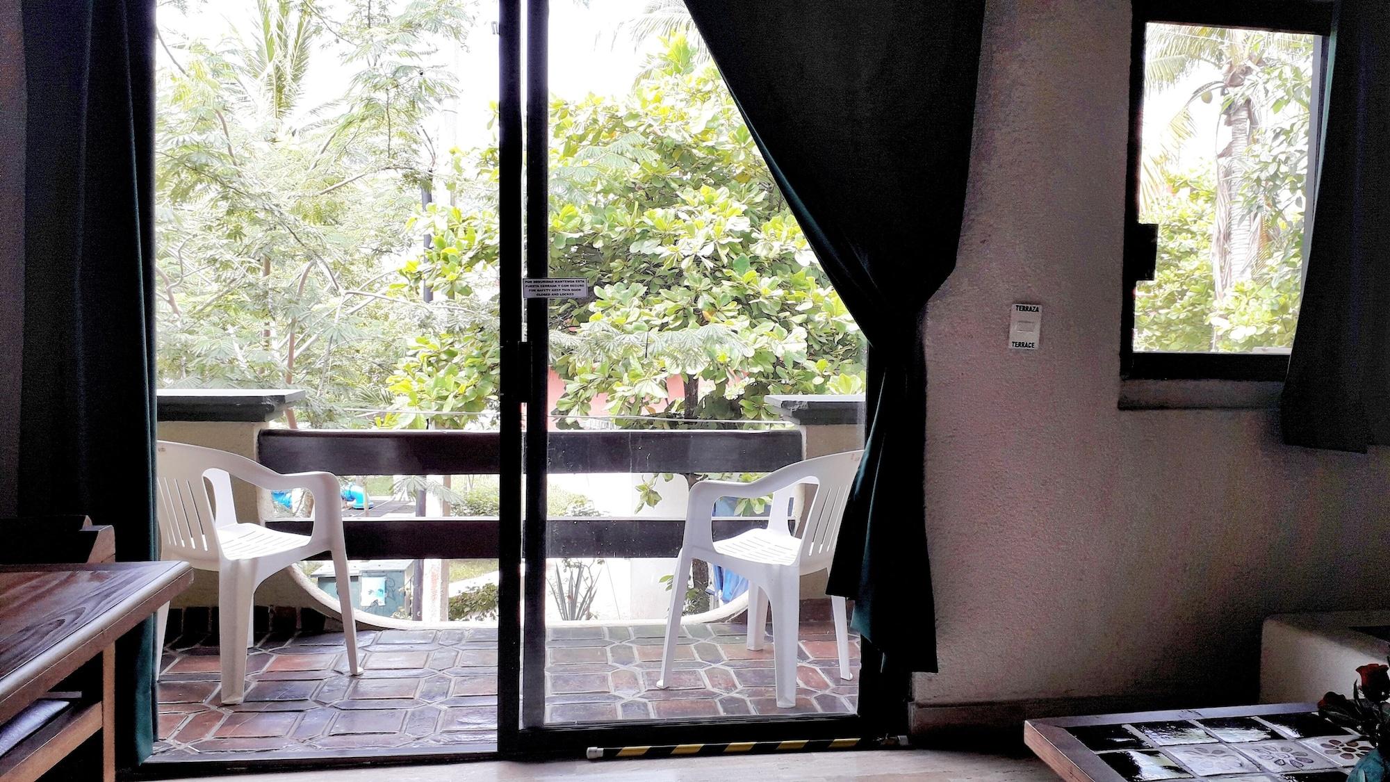 Hotel Solimar Inn Suites 4