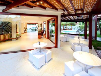 image-housing-carousel