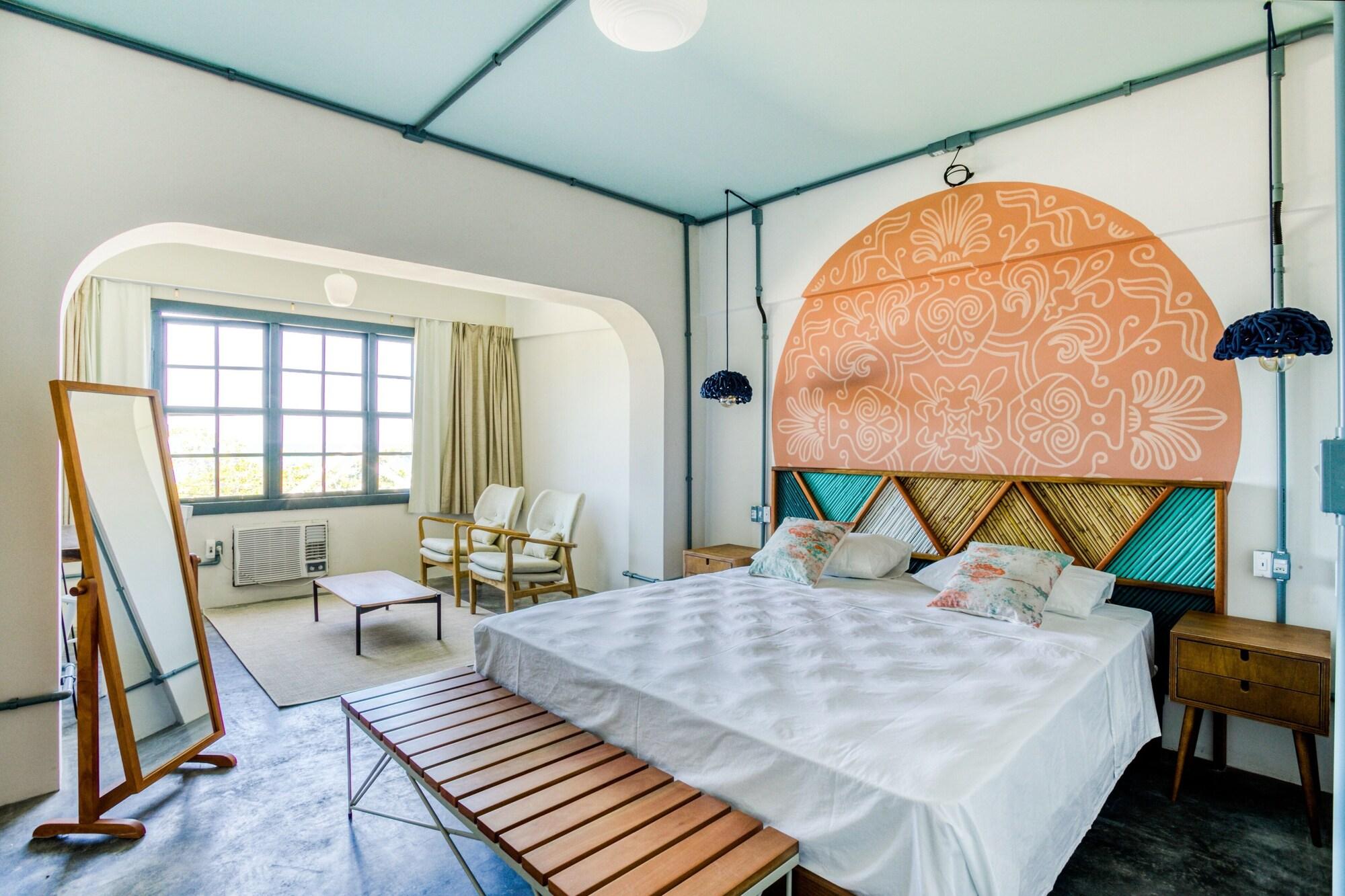 image-housing-carousel