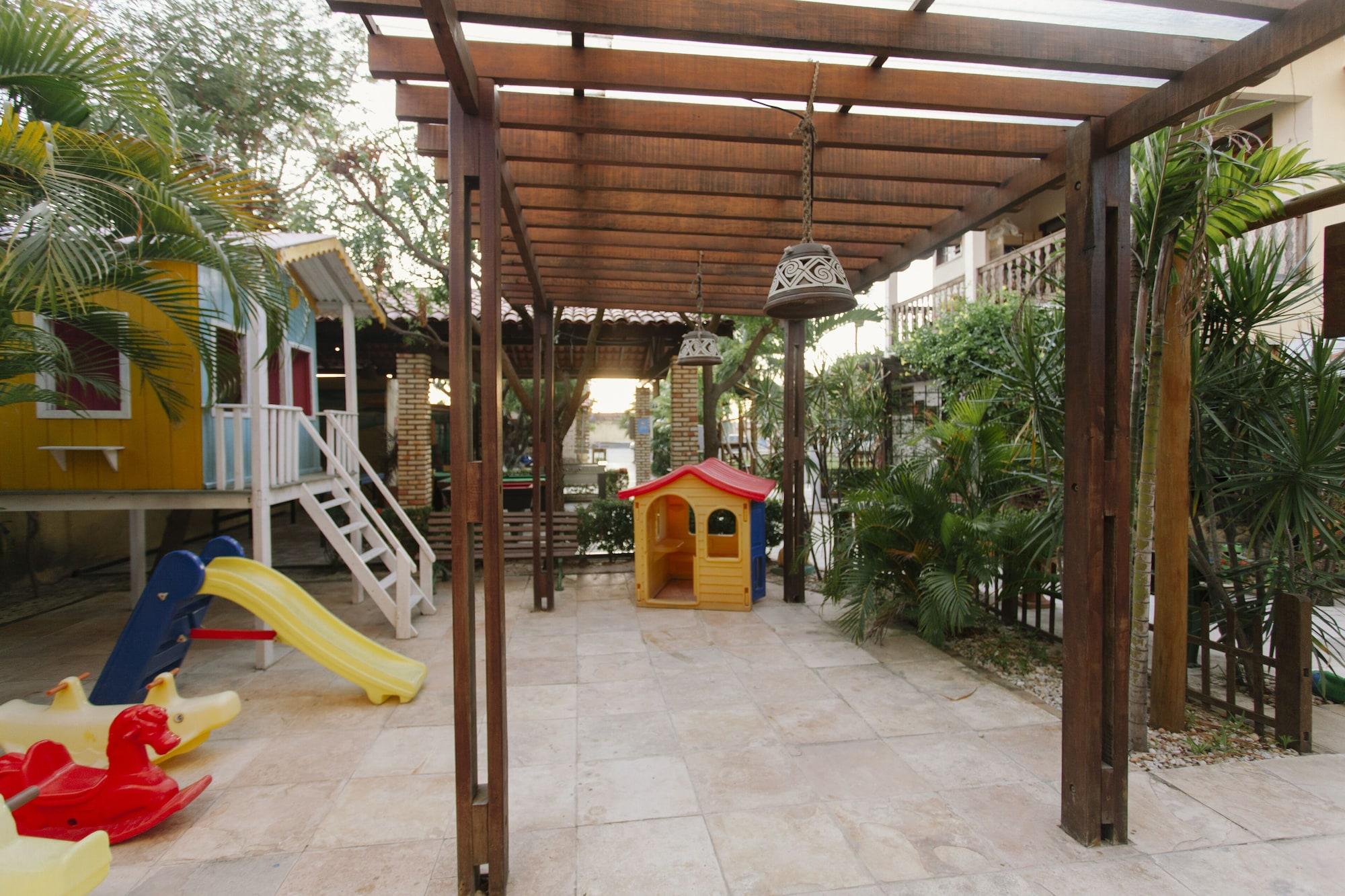image-housing-carousel
