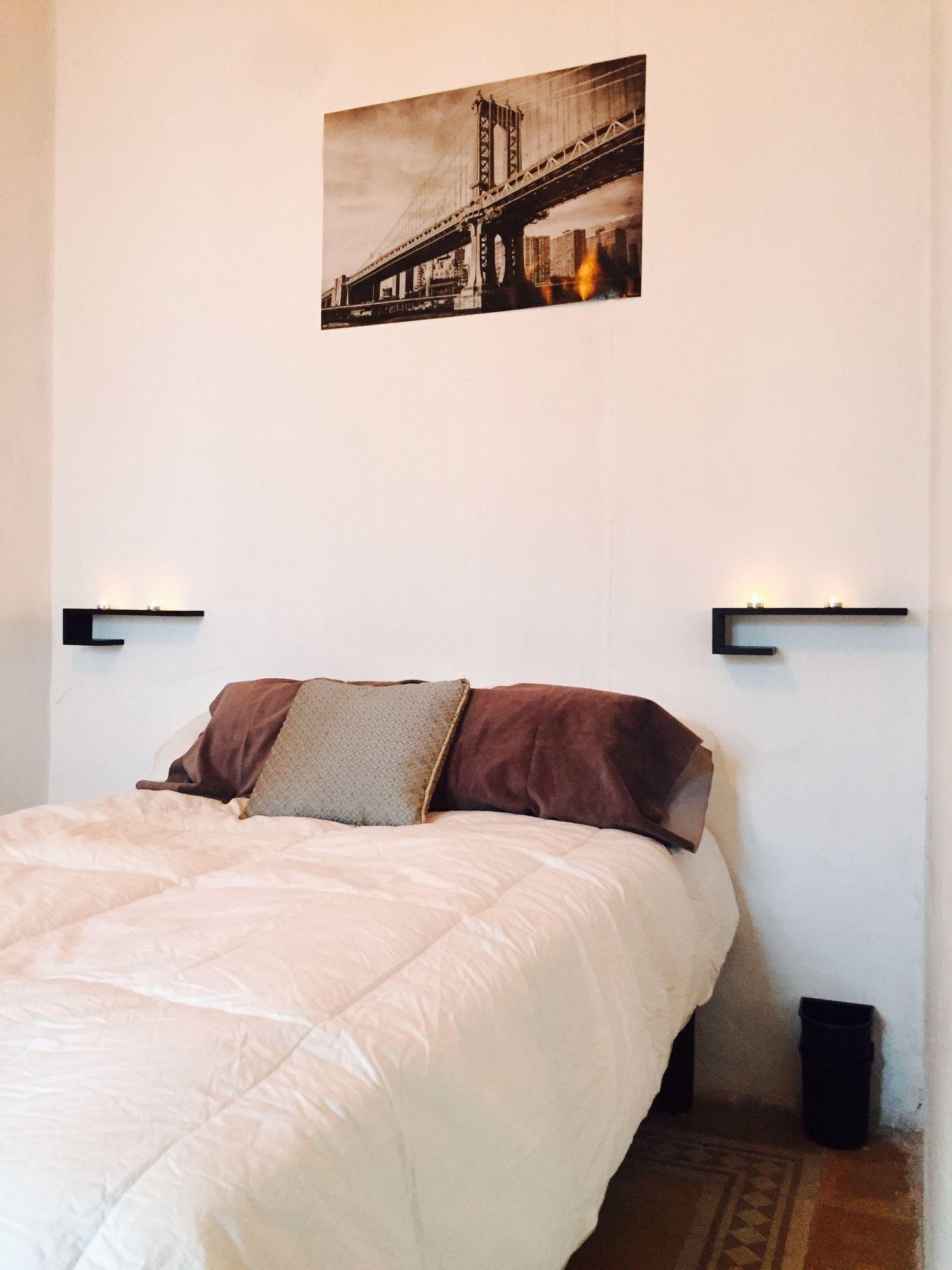 image-housing-carousel