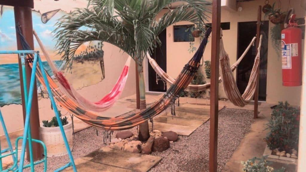 image-housing-carousel