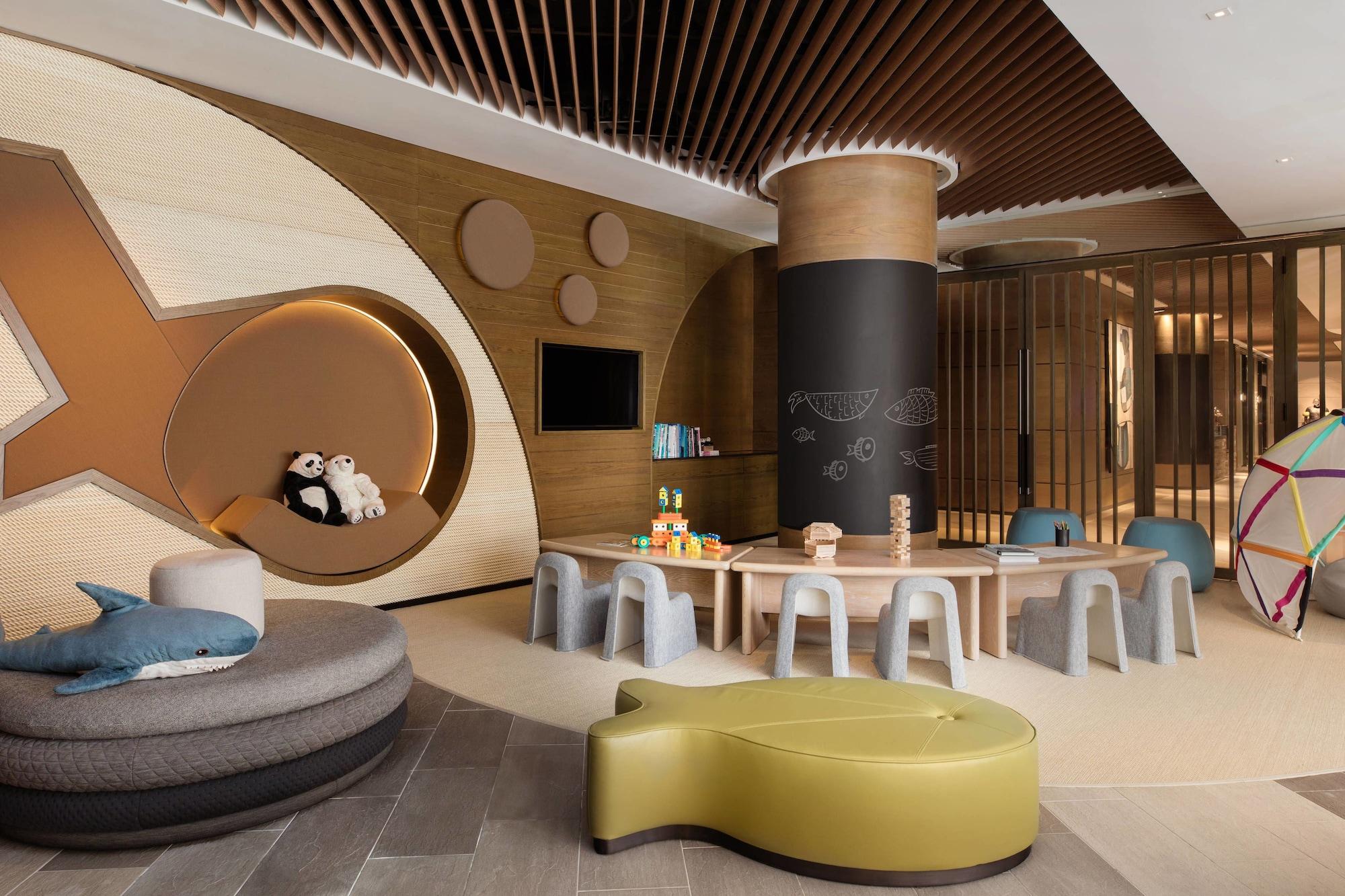 image-housing-carousel