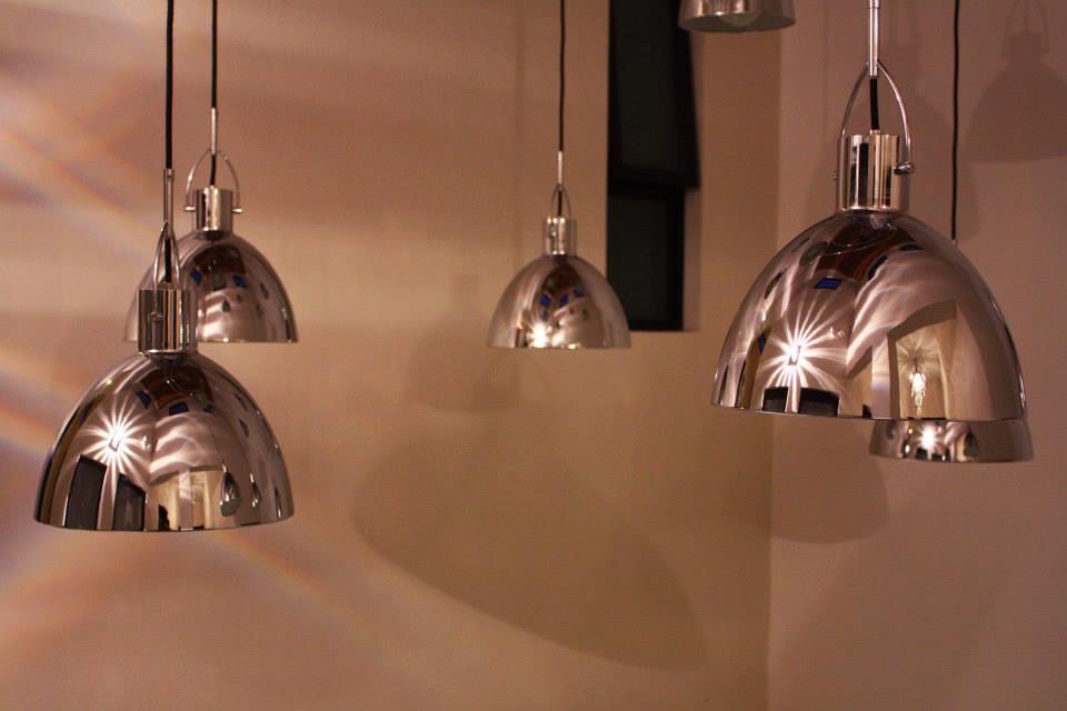 image-housing-carousel