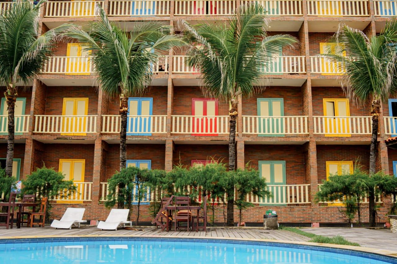 image-housing-carousel