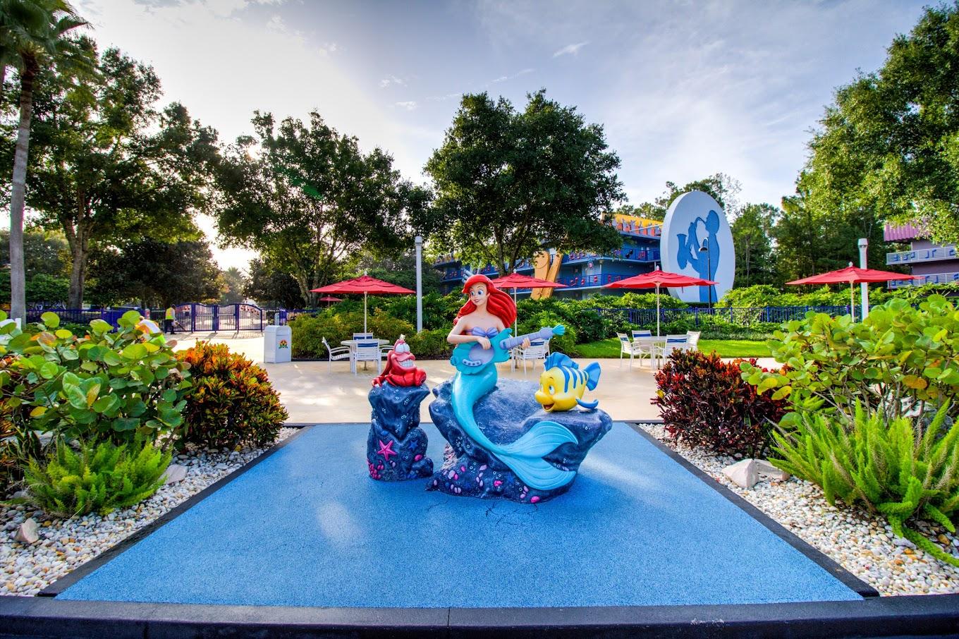image-housing-carousel