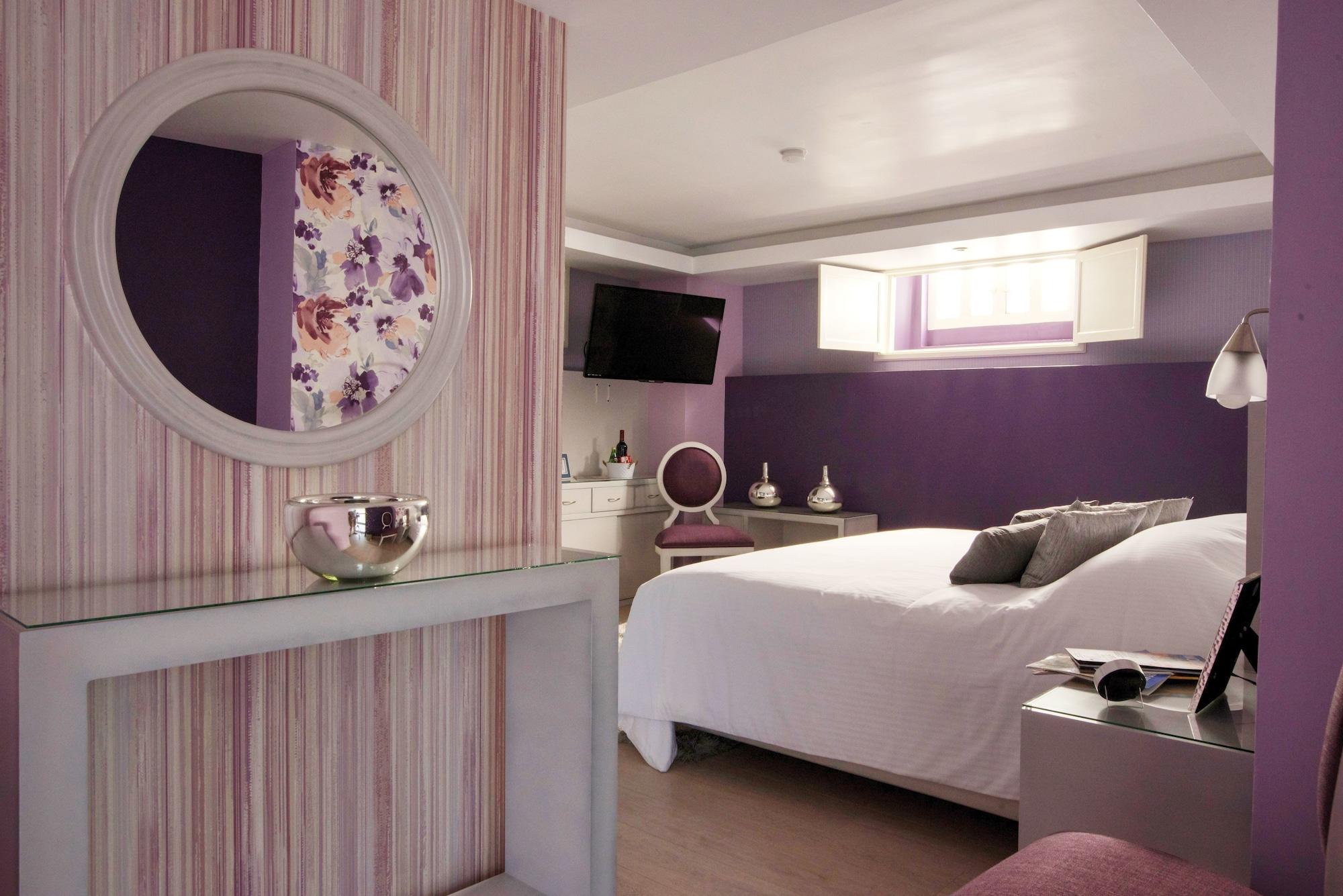 image-housing-carousel