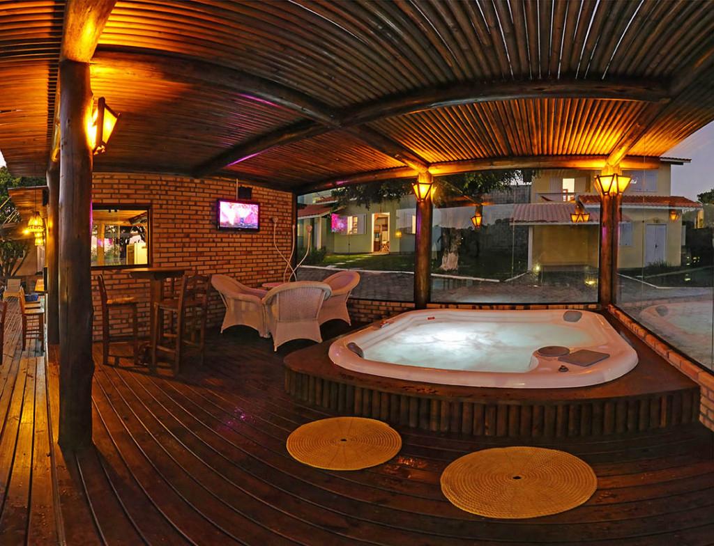 image-housing-carousel