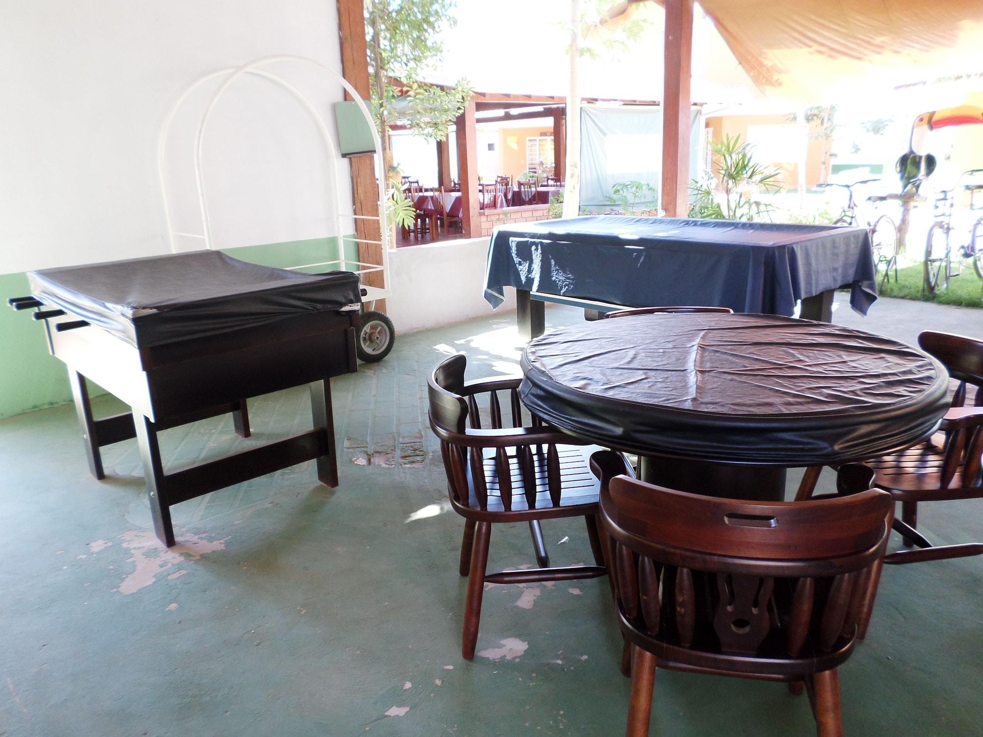 image-housing-carousel