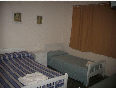 image-housing-carousel